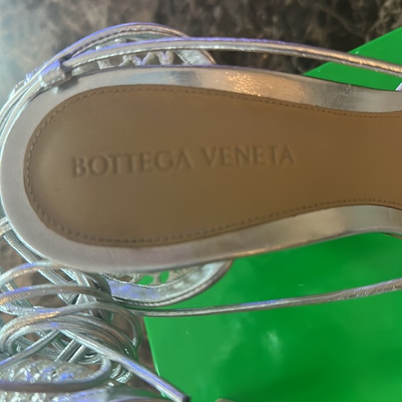 Bottega Veneta Metallic Mesh Lace-Up Leather Sandals - Picture 9 of 10